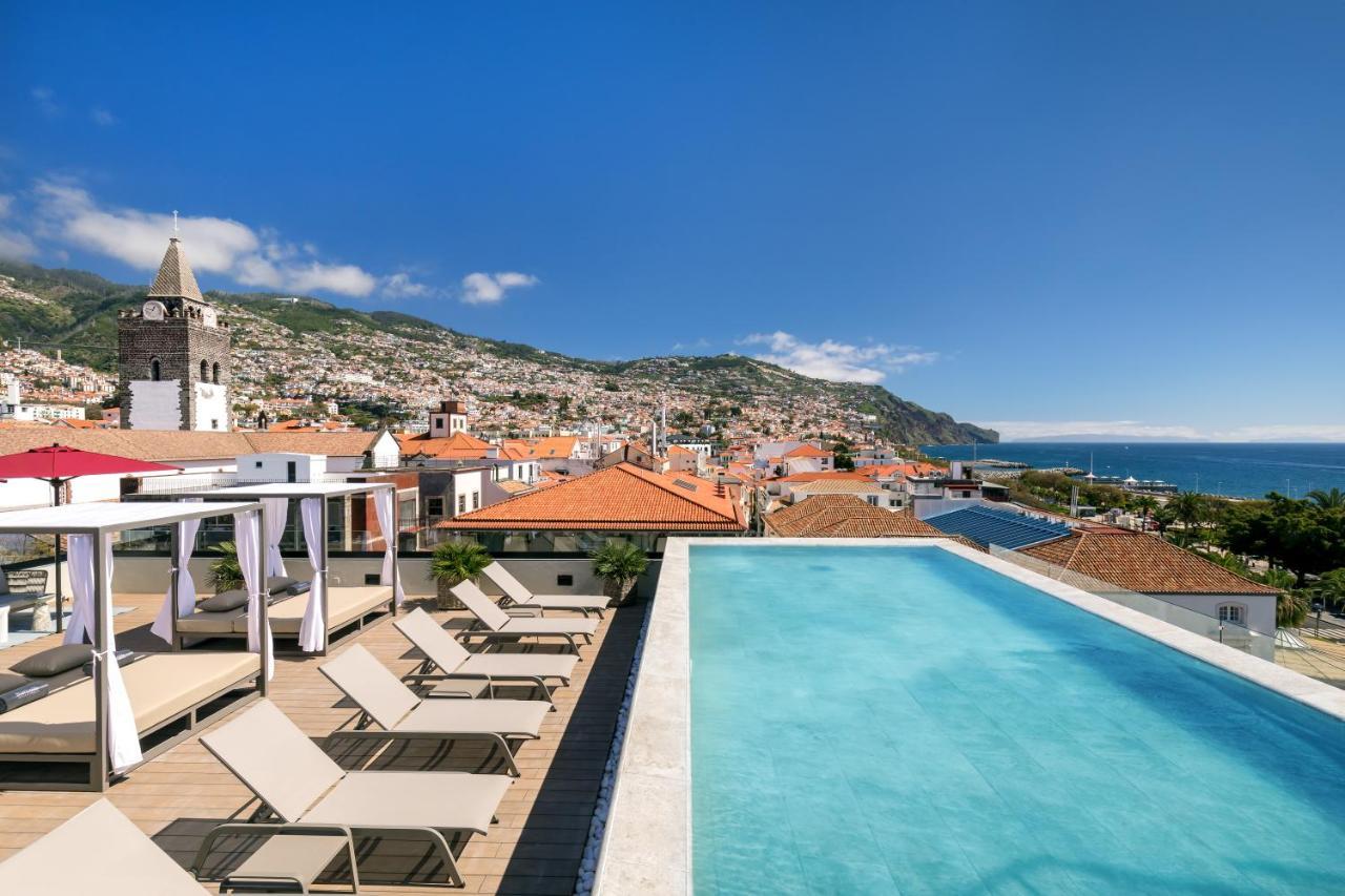 Barcelo Funchal Oldtown酒店 外观 照片 The rooftop pool at the Hotel Porto Santo