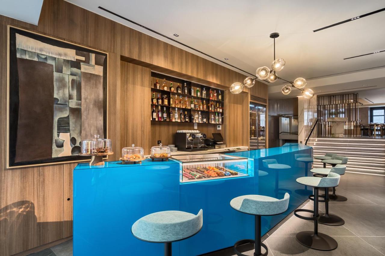 Barcelo Funchal Oldtown酒店 外观 照片 The bar at the hotel