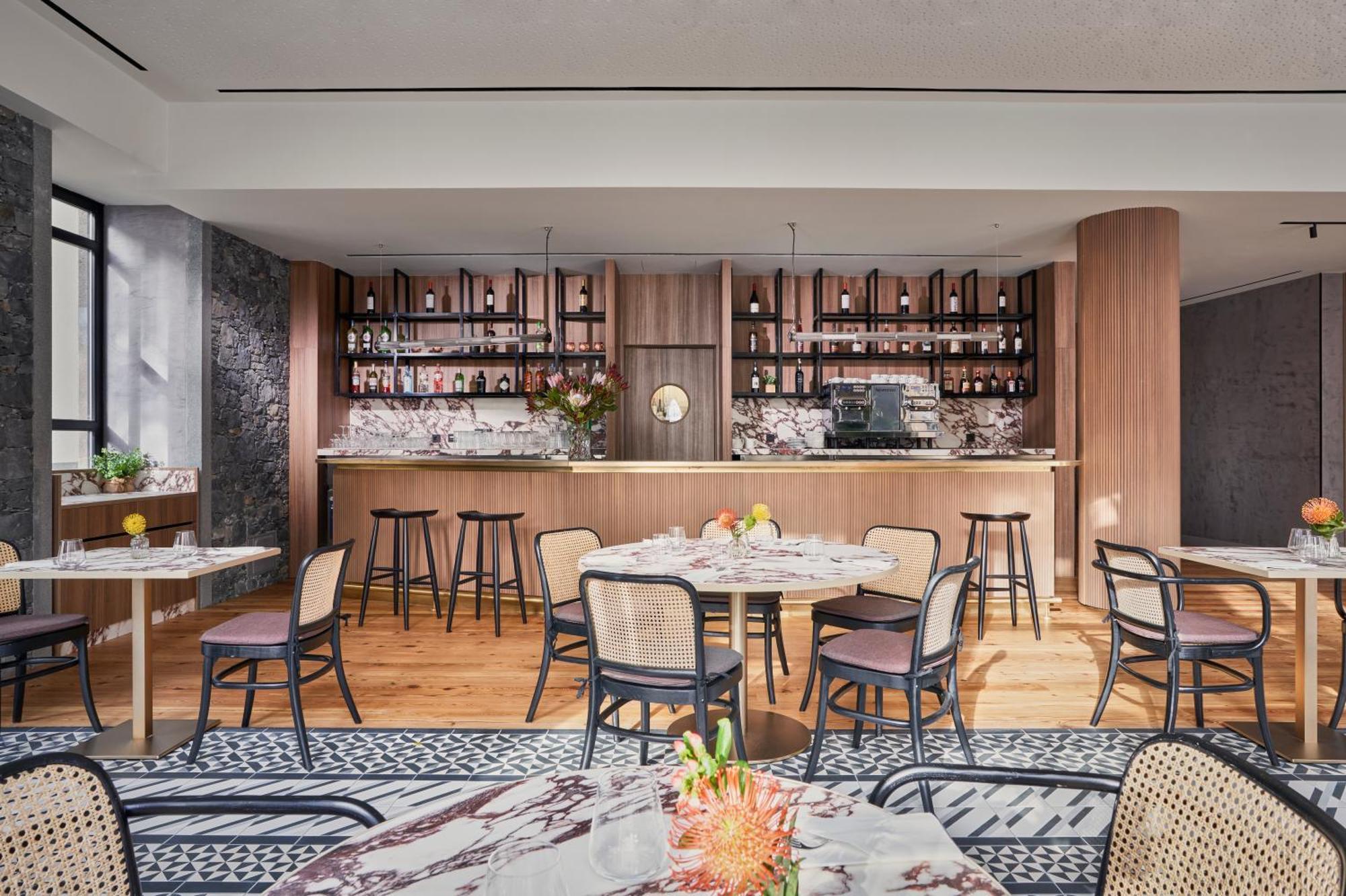 Barcelo Funchal Oldtown酒店 外观 照片 The Bar at The Standard East Village